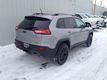 Jeep Cherokee V-6 cyl