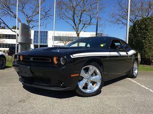 Dodge Challenger V-8 cyl