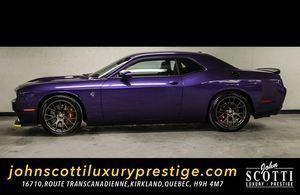 Dodge Challenger V-8 cyl