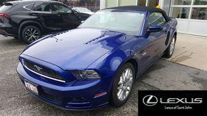 Ford Mustang V-8 cyl