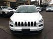 Jeep Cherokee V-6 cyl