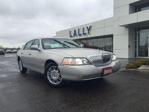 Lincoln Town Car V-8 cyl