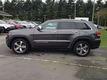 Jeep Grand Cherokee V-6 cyl