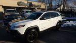 Jeep Cherokee V-6 cyl