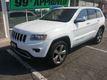 Jeep Grand Cherokee V-6 cyl