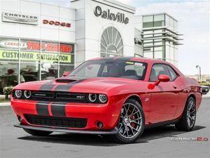 Dodge Challenger V-8 cyl