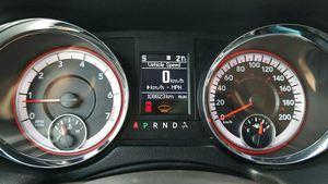 Dodge Grand Caravan V-6 cyl