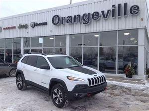 Jeep Cherokee V-6 cyl
