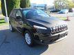 Jeep Cherokee V-6 cyl
