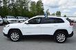 Jeep Cherokee V-6