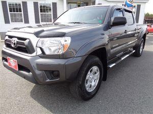 Toyota Tacoma V-6 cyl